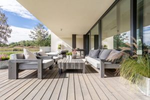 Avoir une belle terrasse à Charbonnieres-les-Bains 